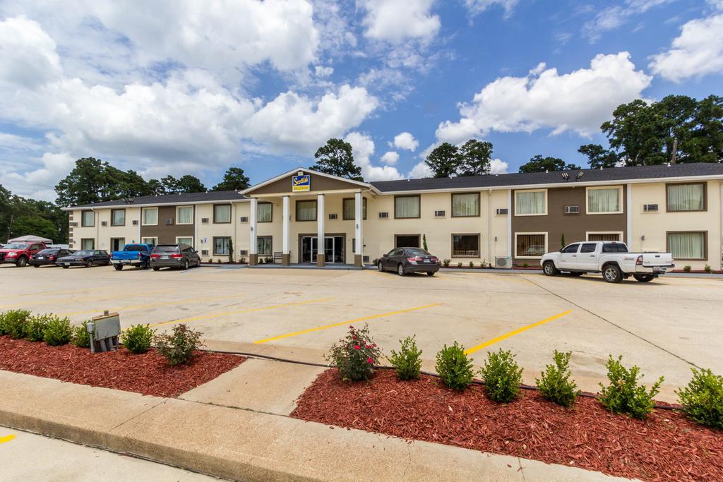 Scottish Inn And Suites Tomball Exterior photo